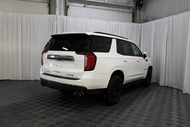 Photo of 2022 Summit White GMC Yukon