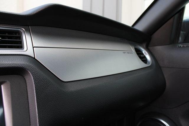 Photo of 2014 Black Ford Shelby GT500
