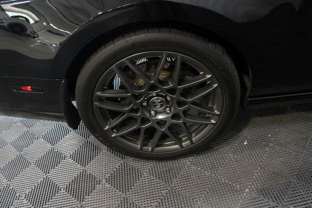 Photo of 2014 Black Ford Shelby GT500