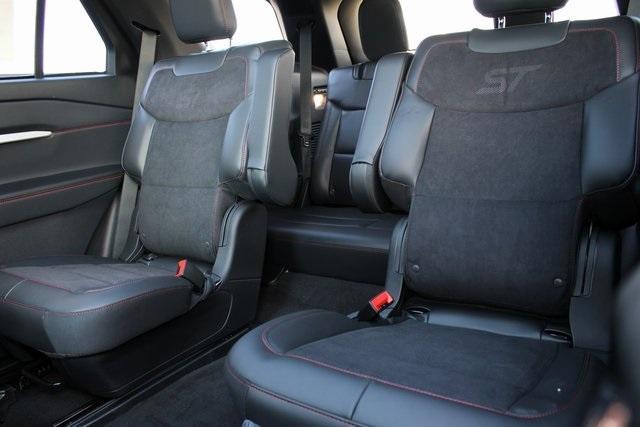 Photo of 2025 Red Metallic Ford Explorer