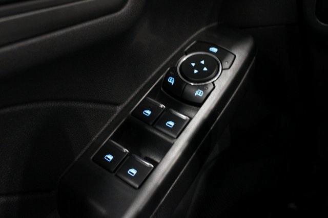 Photo of 2025 Gray Metallic Ford Escape