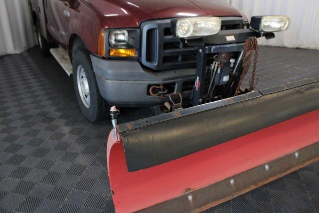 Photo of 2006 Dark Toreador Red Clearcoat Ford F-350