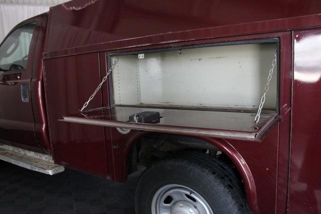 Photo of 2006 Dark Toreador Red Clearcoat Ford F-350
