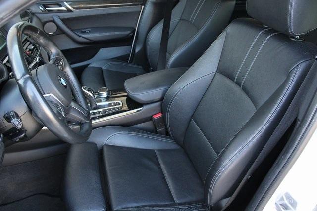 Photo of 2017 Alpine White BMW X4