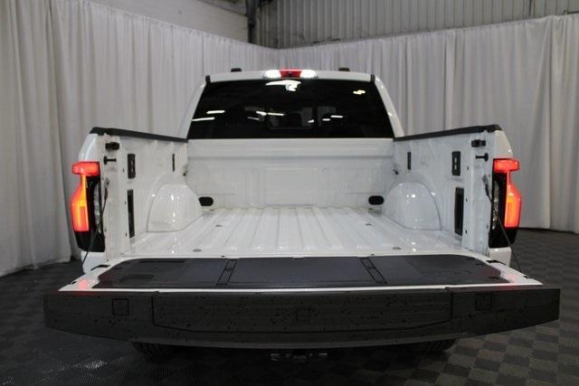 Photo of 2025 Oxford White Ford F-150 Lightning