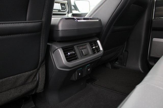 Photo of 2025 Oxford White Ford F-150 Lightning