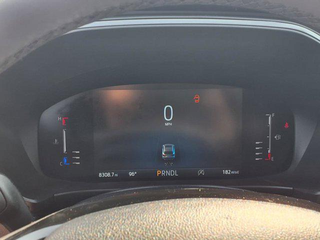 Photo of 2024 Carbonized Gray Metallic Ford Escape