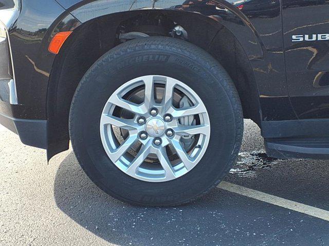 Photo of 2023 Black Chevrolet Suburban