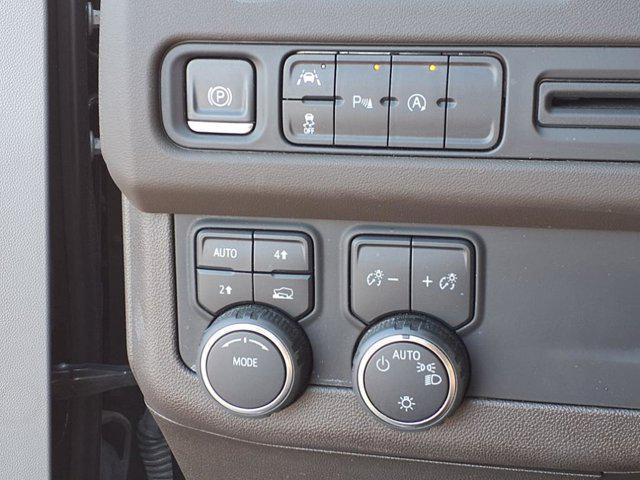 Photo of 2023 Black Chevrolet Suburban