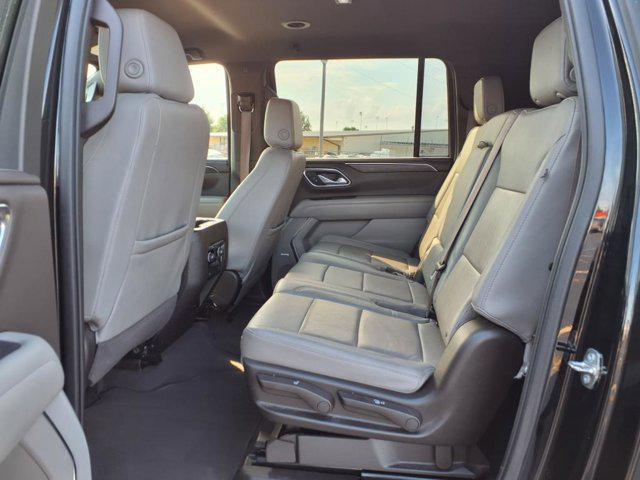 Photo of 2023 Black Chevrolet Suburban