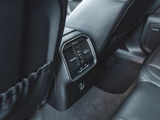 Photo of 2025 Volcano Grey Metallic Porsche Macan