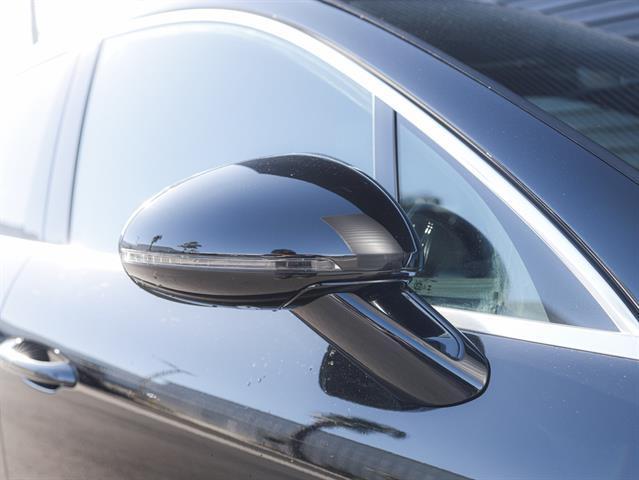 Photo of 2024 Black Porsche Macan