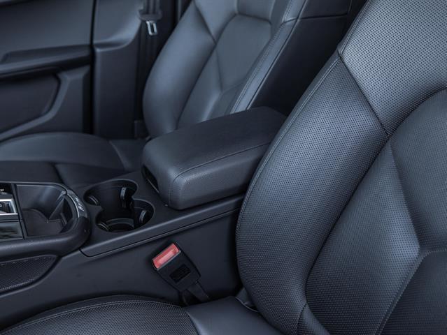 Photo of 2024 Black Porsche Macan