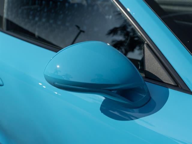 Photo of 2017 Miami Blue Porsche 911