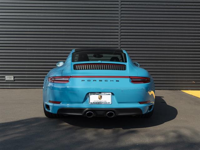 Photo of 2017 Miami Blue Porsche 911