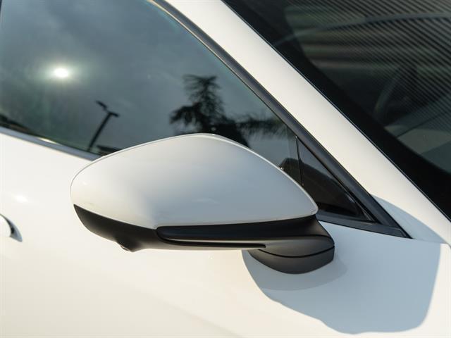 Photo of 2024 White Porsche Taycan