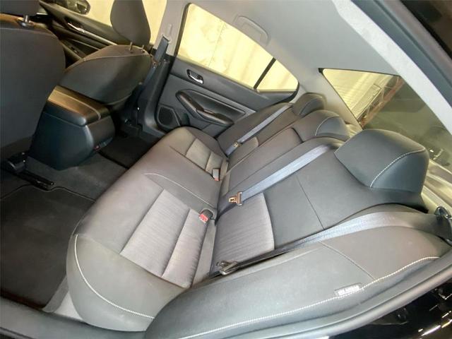 Photo of 2022 Super Black Nissan Altima