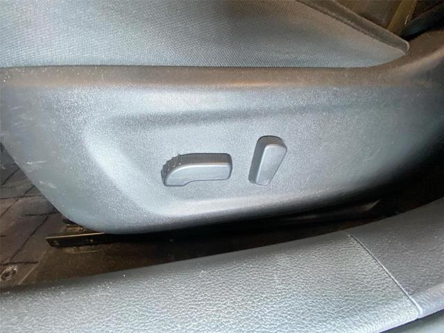 Photo of 2022 Super Black Nissan Altima