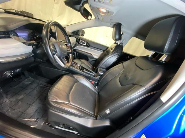 Photo of 2022 Laser Blue Jeep Compass