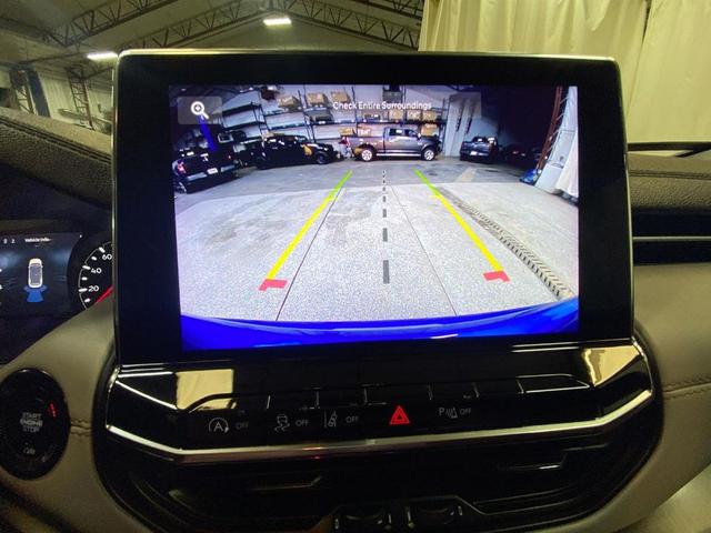 Photo of 2022 Laser Blue Jeep Compass