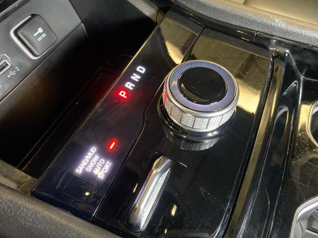 Photo of 2023 Ember Pearlcoat Jeep Grand Cherokee L