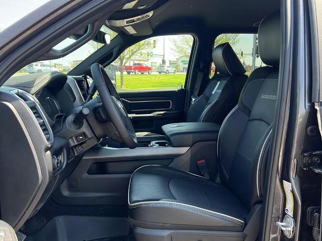 Photo of 2025 Granite Crystal Clearcoat Metallic RAM 2500