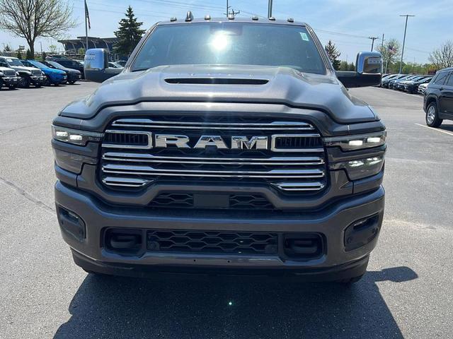 Photo of 2025 Granite Crystal Clearcoat Metallic RAM 2500