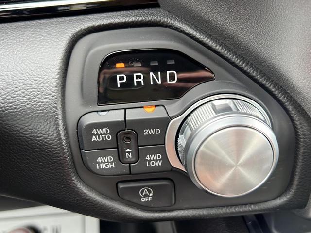 Photo of 2025 Diamond Black RAM 1500