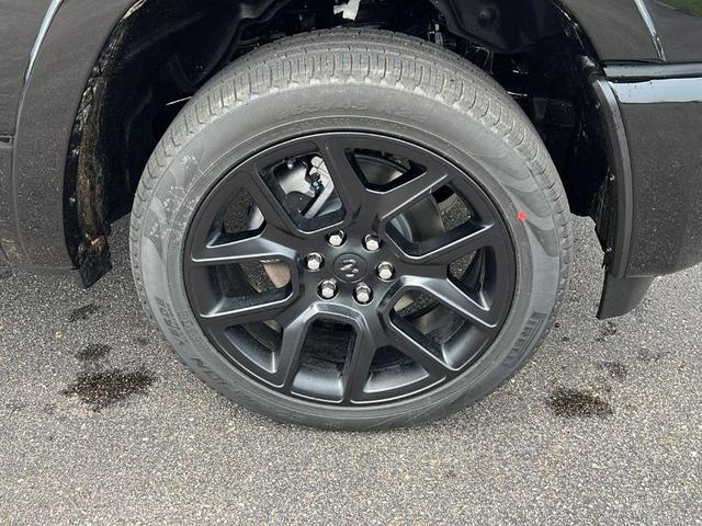 Photo of 2025 Diamond Black RAM 1500