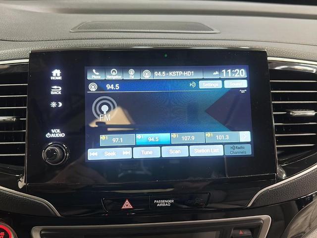 Photo of 2022 Obsidian Blue Pearl Honda Pilot