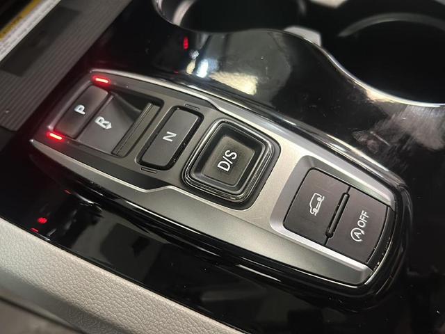 Photo of 2022 Obsidian Blue Pearl Honda Pilot