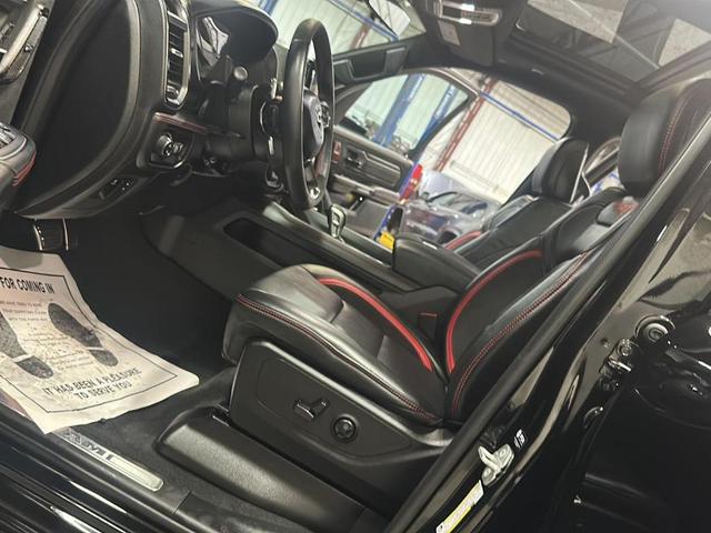 Photo of 2023 Diamond Black RAM 1500