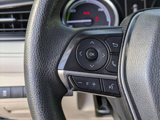 Photo of 2022 White Toyota Camry