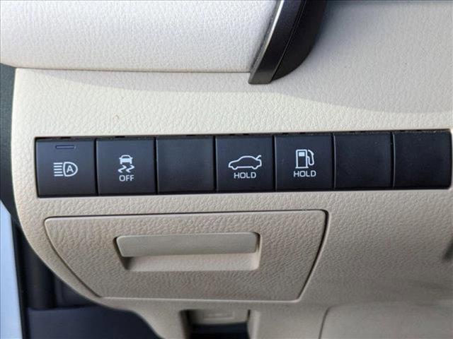 Photo of 2022 White Toyota Camry