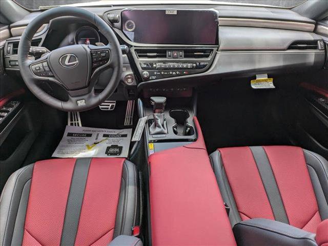 Photo of 2025 Ultra White Lexus ES 350
