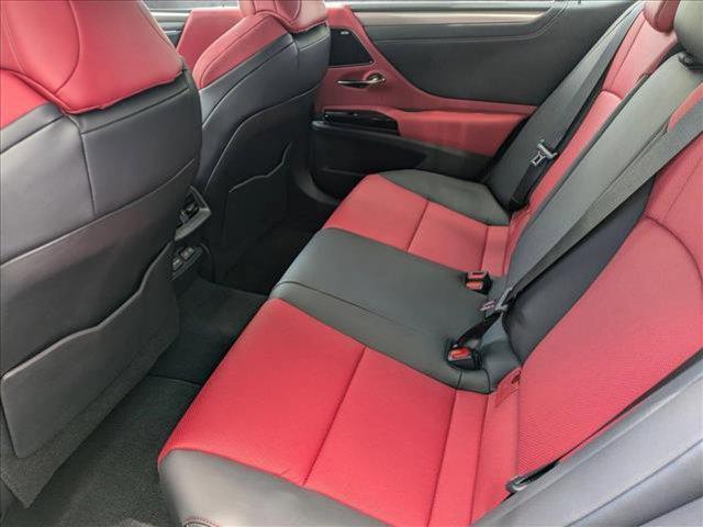Photo of 2025 Ultra White Lexus ES 350