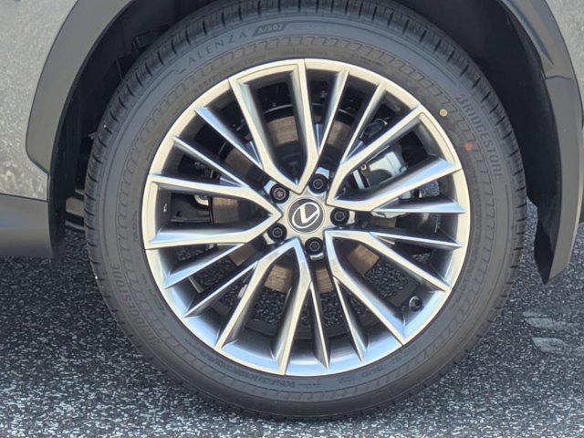 Photo of 2025 Cloudburst Gray Lexus NX 350h