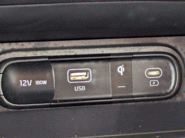 Photo of 2025 Wolf Gray Kia Sportage