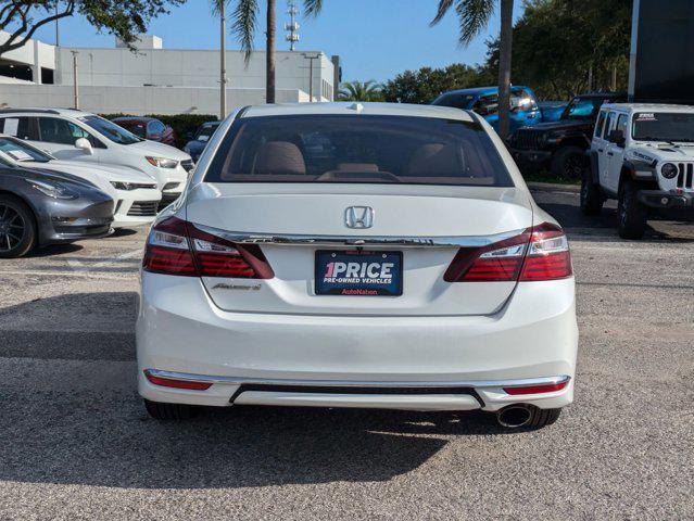 Photo of 2016 White Orchid Pearl Honda Accord