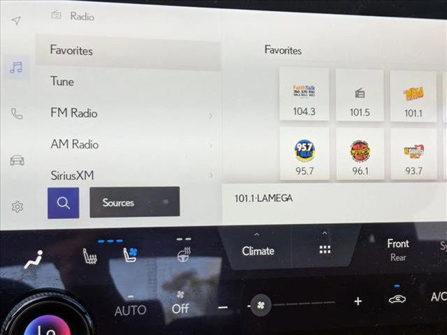 Photo of 2024 Iridium Lexus RX 350
