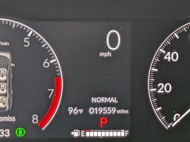 Photo of 2023 Sonic Gray Pearl Honda Pilot