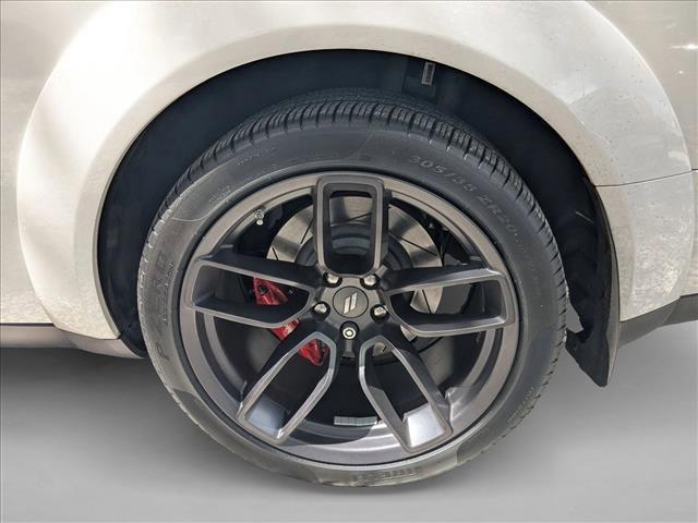 Photo of 2019 White Knuckle Clearcoat Dodge Challenger