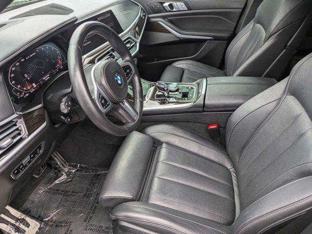 Photo of 2021 Phytonic Blue Metallic BMW X7