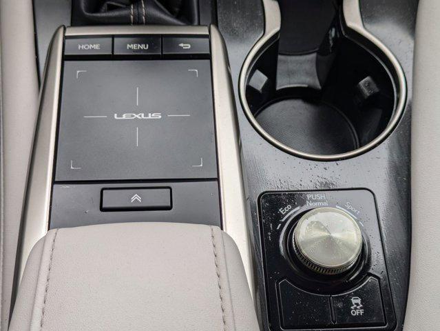 Photo of 2022 Atomic Silver Lexus RX 350
