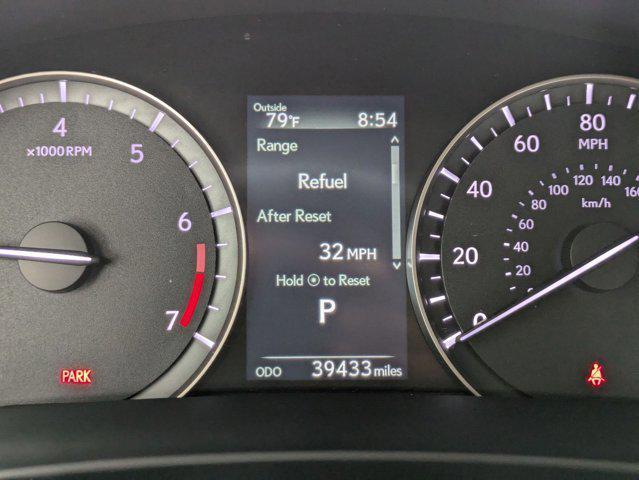 Photo of 2022 Atomic Silver Lexus RX 350