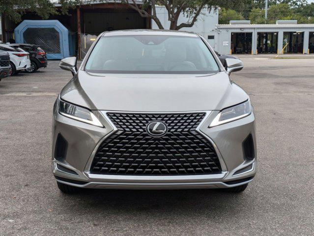 Photo of 2022 Atomic Silver Lexus RX 350