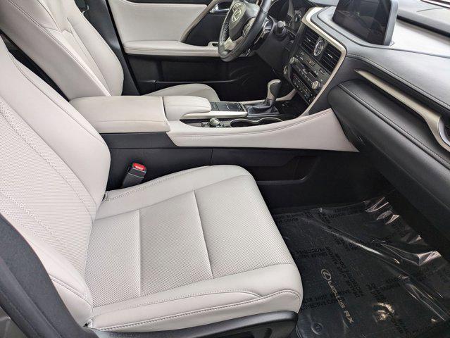 Photo of 2022 Atomic Silver Lexus RX 350