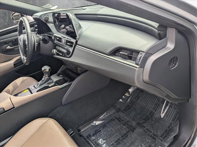 Photo of 2024 Iridium Lexus ES 350