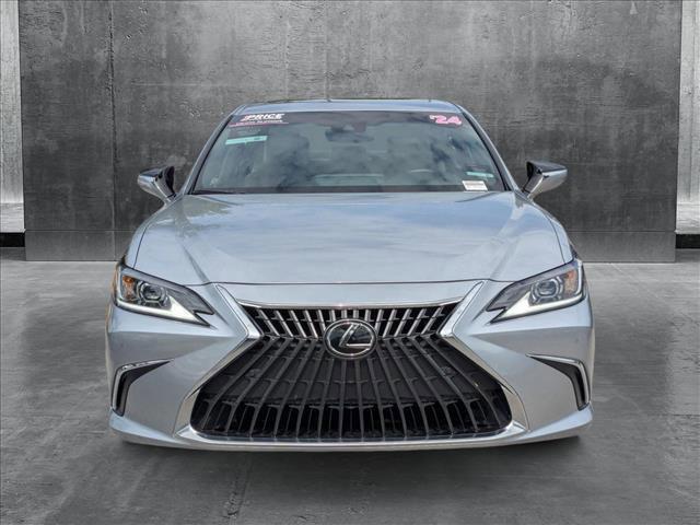 Photo of 2024 Iridium Lexus ES 350