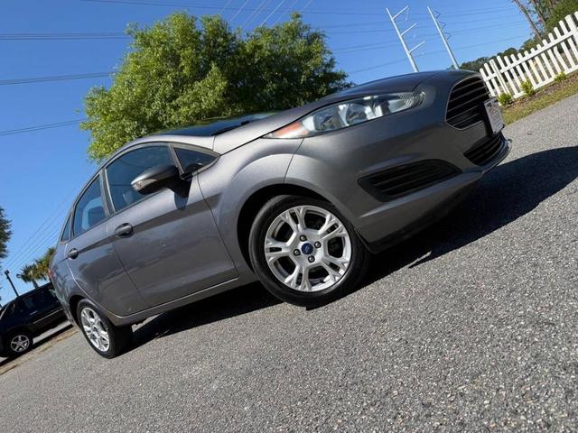 Photo of 2014 Storm Gray Metallic Ford Fiesta